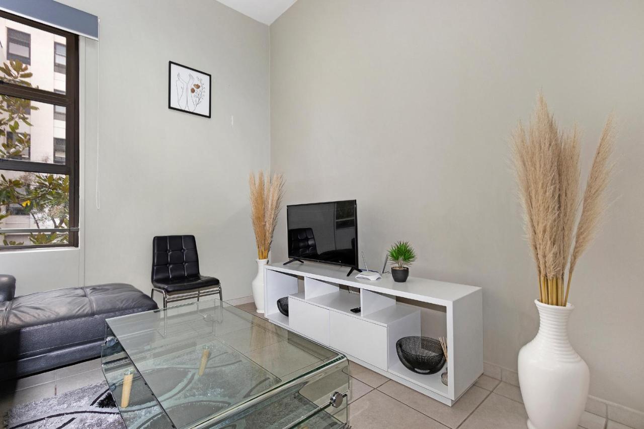 Urban Oasis Apartments At The Bolton جوهانسبورغ المظهر الخارجي الصورة